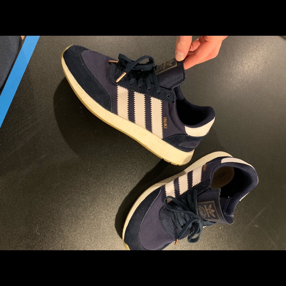 Iniki boosts! Navy blue